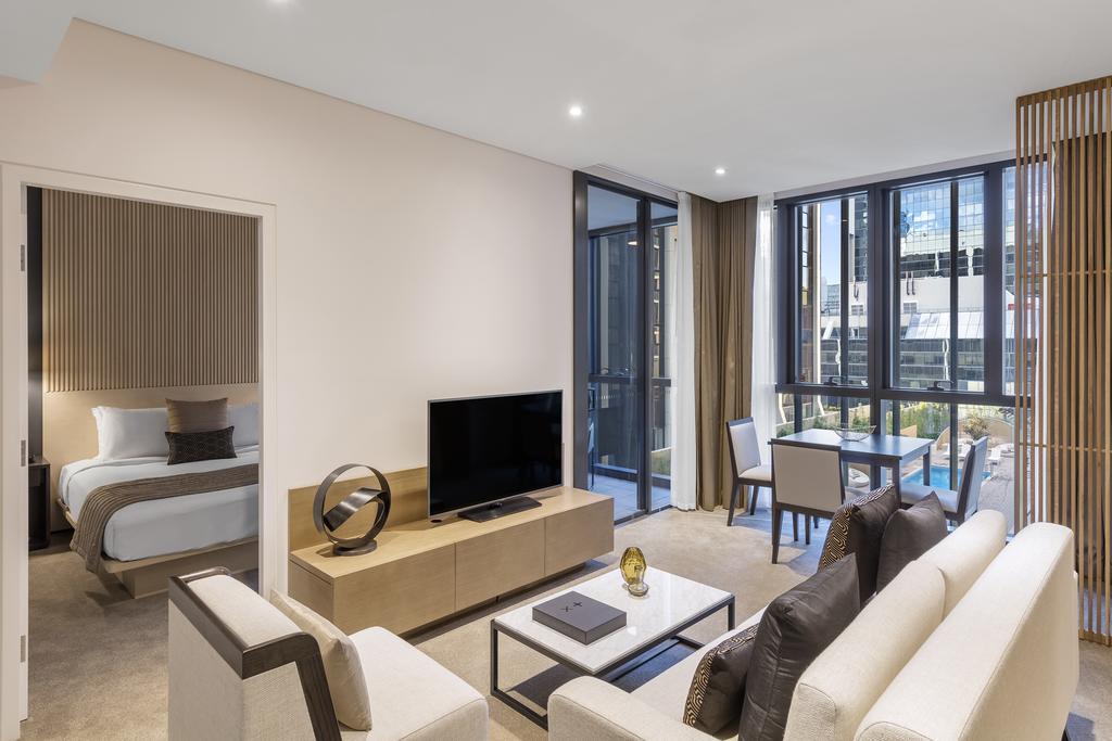 Skye Hotel Suites Parramatta Exterior foto The living room of a typical apartment
